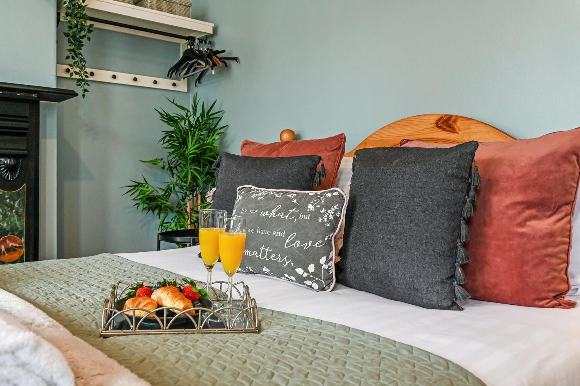 Villa Beautiful Townhouse, Great Location - Pet Friendly Cardiff Esterno foto