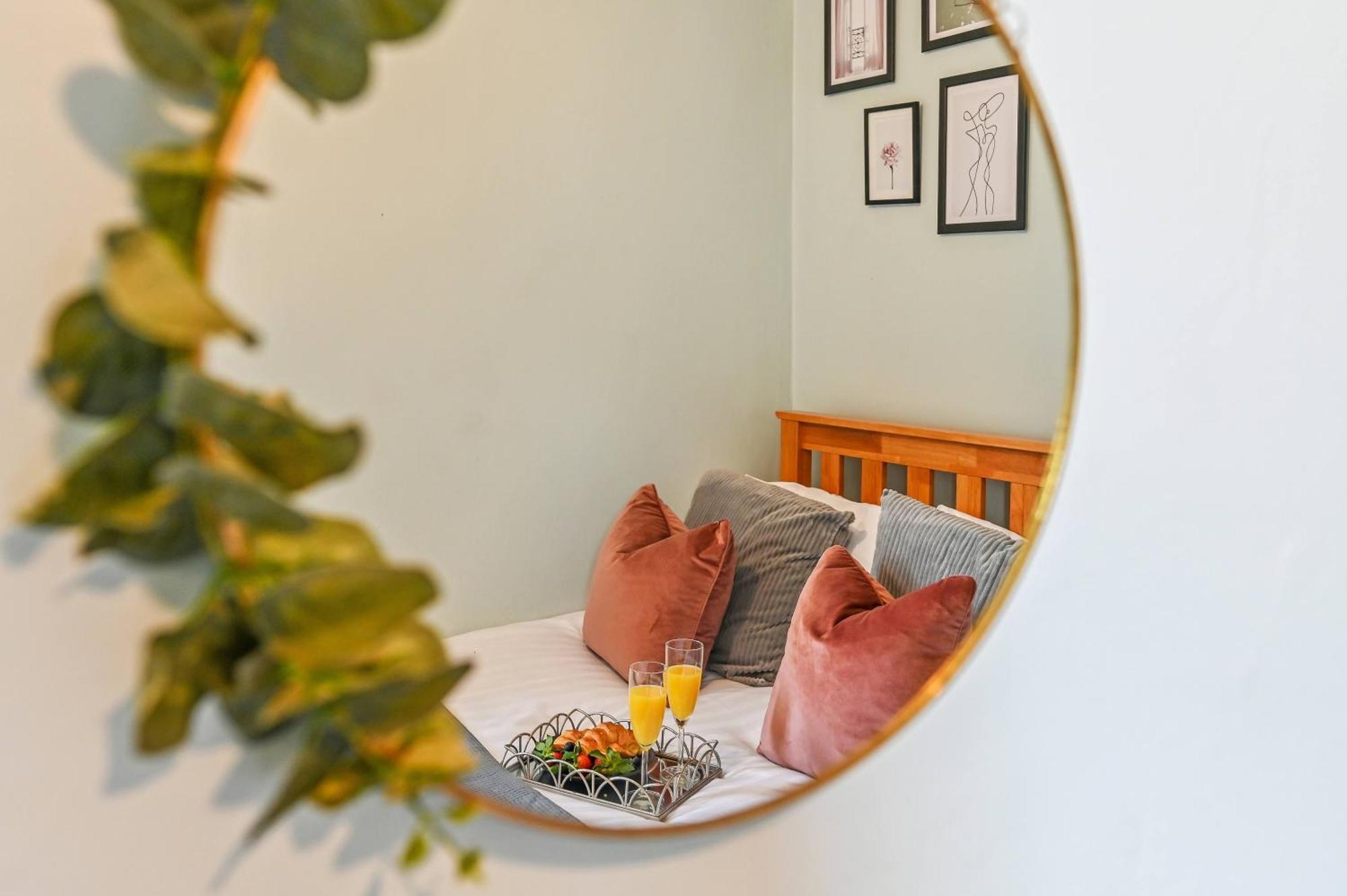 Villa Beautiful Townhouse, Great Location - Pet Friendly Cardiff Esterno foto